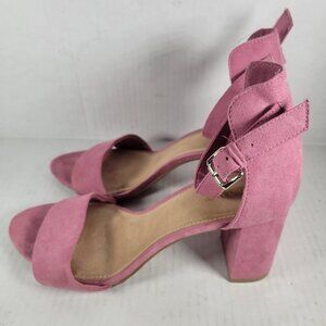 Old Navy Pink Suede Buckle Strap & Open Toe Chunky Heel Sandals Size 9